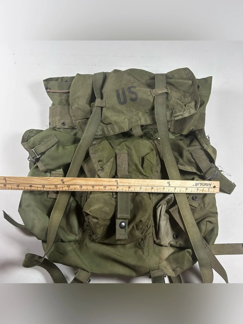 Gibraltar Industries LC-1 Medium Nylon Field Pack /w Back Straps All Functioning